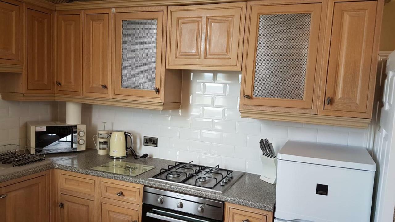 Carnegie Library: Austen Apartment 2 Bedroom Mexborough Екстериор снимка