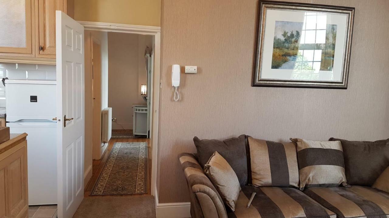 Carnegie Library: Austen Apartment 2 Bedroom Mexborough Екстериор снимка